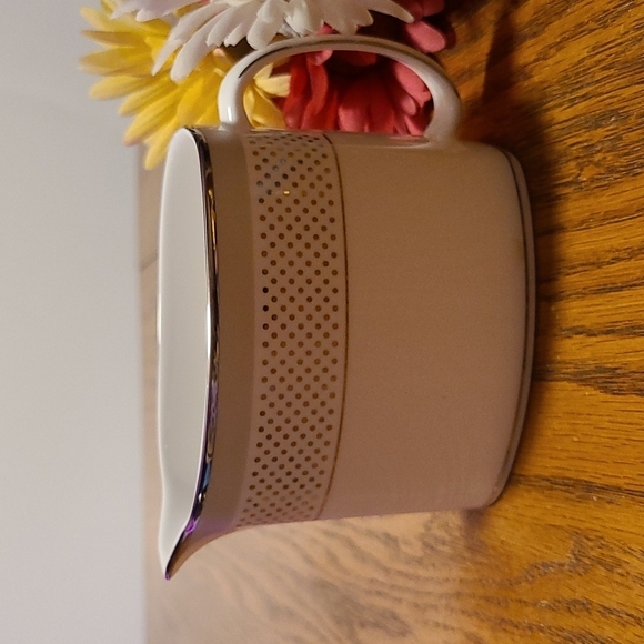 Kate Spade Whitaker Street creamer - Picture 1 of 11